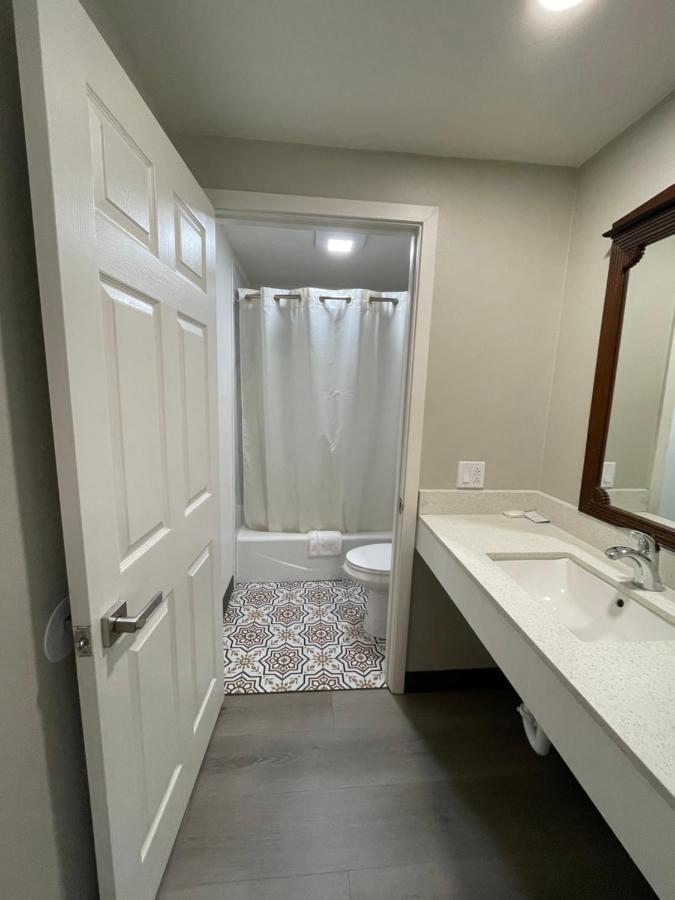 Villa Inn Anaheim Ngoại thất bức ảnh